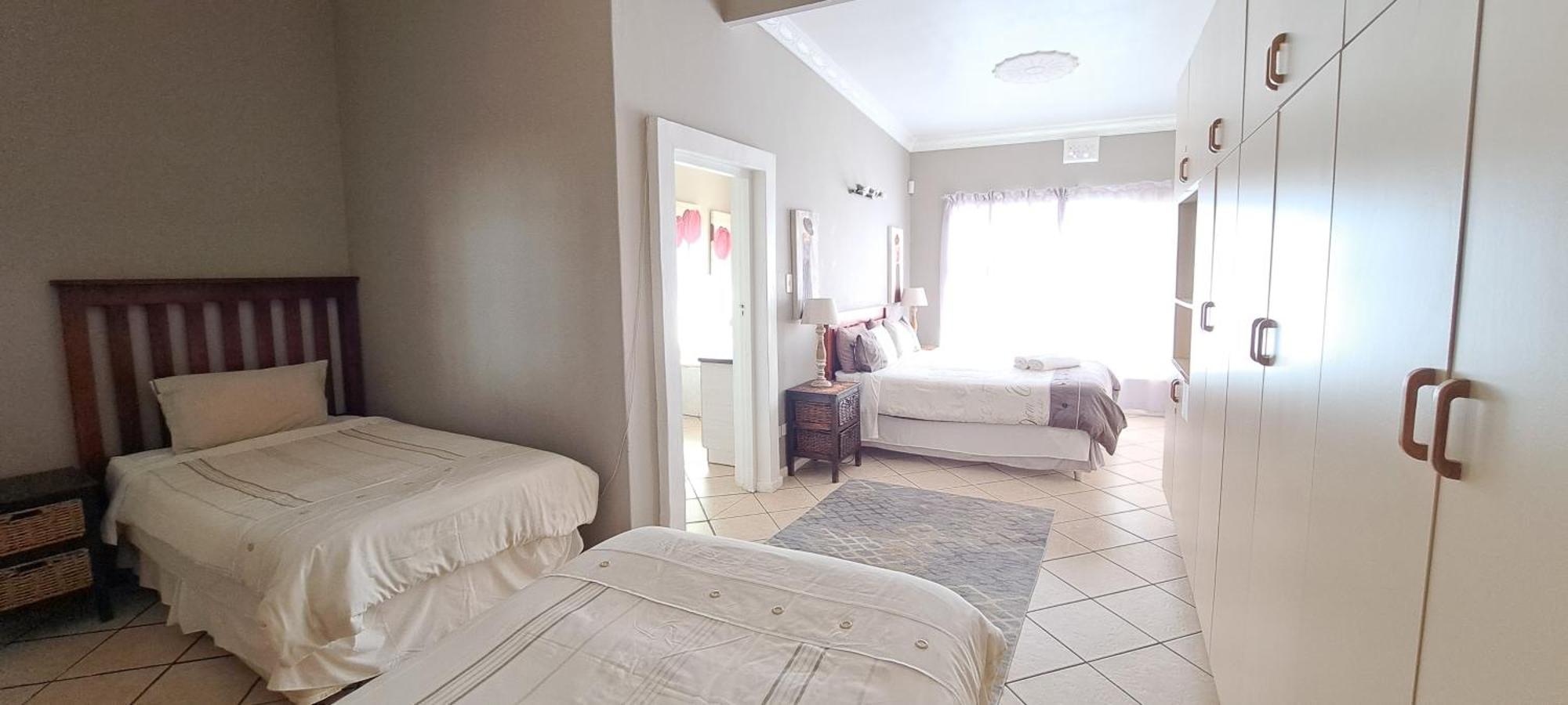 Raston Guest House Lambertʼs Bay 외부 사진